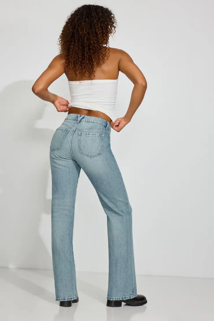 90S Straight Jeans - Image 3