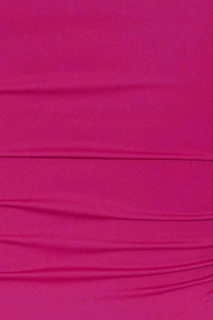 Sleek Sweetheart T-Shirt - Image 4